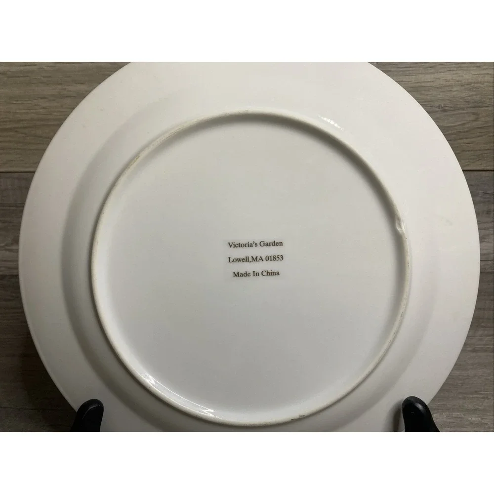 Victorias Garden Floral Dinner Plate w/ gold rim 11in